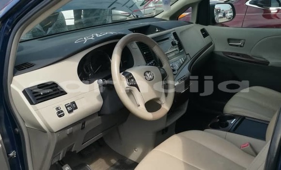 Acheter Occasion Voiture Toyota Sienna Noir à Lagos, État de Lagos Acheter Occasion Voiture Toyota Sienna Noir à Lagos, État de Lagos