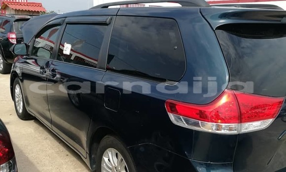Acheter Occasion Voiture Toyota Sienna Noir à Lagos, État de Lagos Acheter Occasion Voiture Toyota Sienna Noir à Lagos, État de Lagos