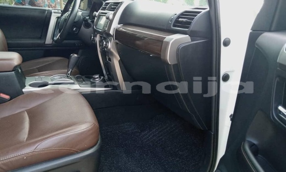 Acheter Occasion Voiture Toyota 4Runner Blanc à Lagos, État de Lagos Acheter Occasion Voiture Toyota 4Runner Blanc à Lagos, État de Lagos