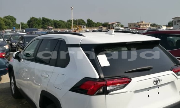 Buy Used Toyota RAV4 White Car in Badagry in Lagos State Buy Used Toyota RAV4 White Car in Badagry in Lagos State