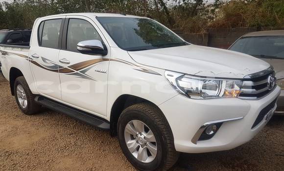 Buy Used Toyota Hilux White Car in Badagry in Lagos State Buy Used Toyota Hilux White Car in Badagry in Lagos State