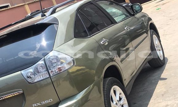 Acheter Occasion Voiture Lexus RX 330 Vert à Benin City, Edo Acheter Occasion Voiture Lexus RX 330 Vert à Benin City, Edo