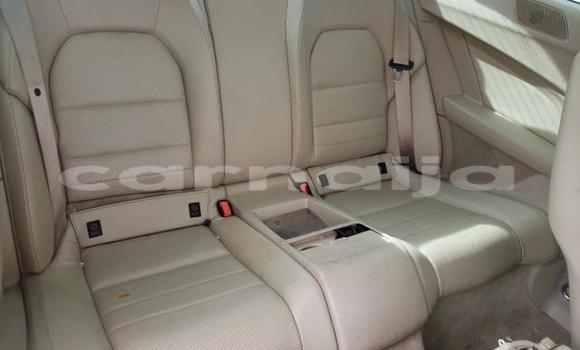 Acheter Occasion Voiture Mercedes-Benz C–Class Rouge à Lagos, État de Lagos Acheter Occasion Voiture Mercedes-Benz C–Class Rouge à Lagos, État de Lagos