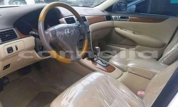 Acheter Neuf Voiture Lexus ES 300 Blanc à Yabo, État de Sokoto Acheter Neuf Voiture Lexus ES 300 Blanc à Yabo, État de Sokoto