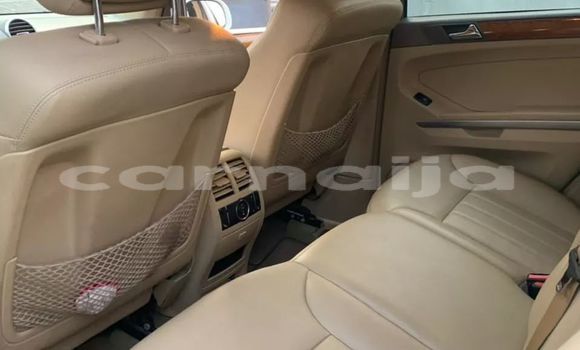 Acheter Occasion Voiture Mercedes-Benz ML–Class Blanc à Lagos, État de Lagos Acheter Occasion Voiture Mercedes-Benz ML–Class Blanc à Lagos, État de Lagos