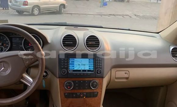 Acheter Occasion Voiture Mercedes-Benz ML–Class Blanc à Lagos, État de Lagos Acheter Occasion Voiture Mercedes-Benz ML–Class Blanc à Lagos, État de Lagos