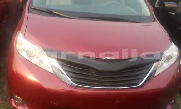 Acheter Import Voiture Toyota Sienna Rouge à Lagos, État de Lagos Acheter Import Voiture Toyota Sienna Rouge à Lagos, État de Lagos
