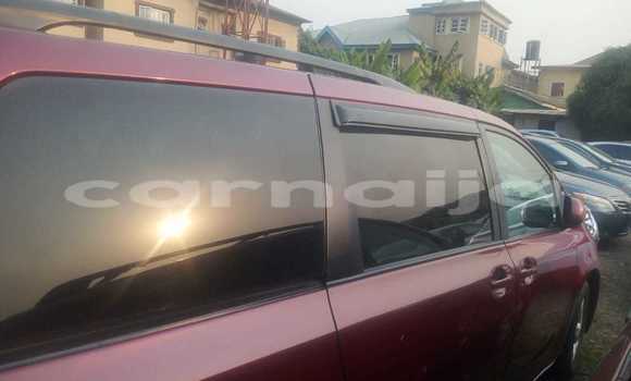Acheter Import Voiture Toyota Sienna Rouge à Lagos, État de Lagos Acheter Import Voiture Toyota Sienna Rouge à Lagos, État de Lagos