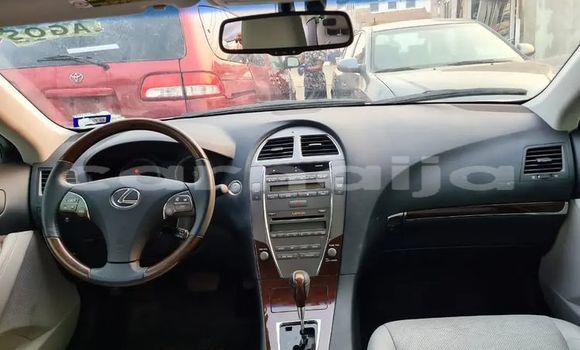 Acheter Import Voiture Lexus ES Gris à Lagos, État de Lagos Acheter Import Voiture Lexus ES Gris à Lagos, État de Lagos