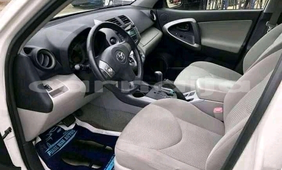 Acheter Neuf Voiture Toyota RAV4 Blanc à Kaduna, État de Kaduna Acheter Neuf Voiture Toyota RAV4 Blanc à Kaduna, État de Kaduna