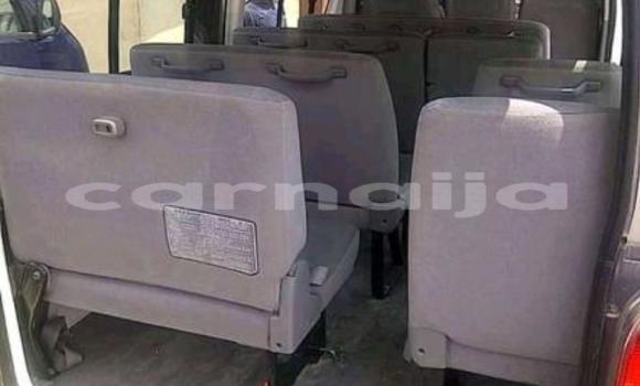 Acheter Import Voiture Toyota Hiace Blanc à Daura, Katsina Acheter Import Voiture Toyota Hiace Blanc à Daura, Katsina