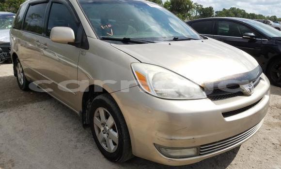 Buy Import Toyota Sienna Other Car in Daura in Katsina Buy Import Toyota Sienna Other Car in Daura in Katsina
