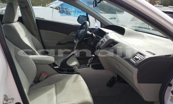 Acheter Neuf Voiture Honda Civic Blanc à Badagry, État de Lagos Acheter Neuf Voiture Honda Civic Blanc à Badagry, État de Lagos