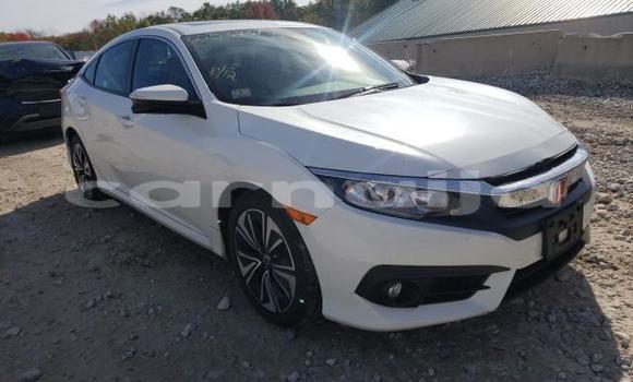 Acheter Neuf Voiture Honda Civic Blanc à Badagry, État de Lagos Acheter Neuf Voiture Honda Civic Blanc à Badagry, État de Lagos