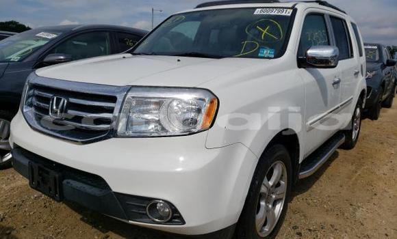 Buy Import Honda Pilot White Car in Lagos in Lagos State Buy Import Honda Pilot White Car in Lagos in Lagos State