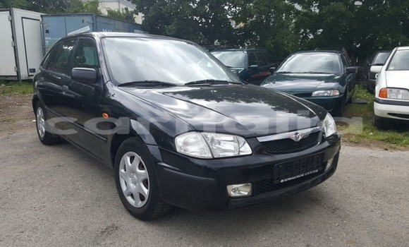 Acheter Occasion Voiture Mazda 323 Bleu à Badagri, Lagos