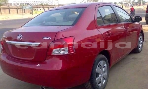 Acheter Neuf Voiture Toyota Yaris Rouge à Bénin, Edo Acheter Neuf Voiture Toyota Yaris Rouge à Bénin, Edo