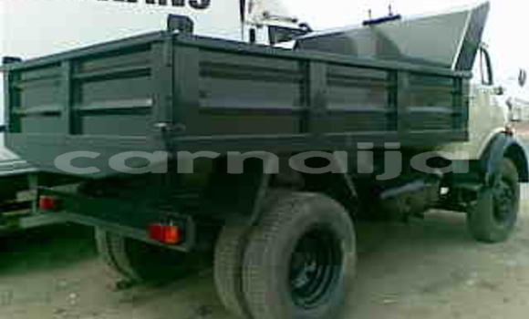 Acheter Occasion Utilitaire Mercedes‒Benz Tipper Autre à Badagry, État de Lagos Acheter Occasion Utilitaire Mercedes‒Benz Tipper Autre à Badagry, État de Lagos