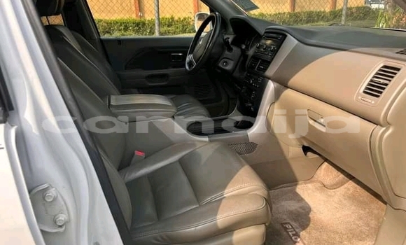 Buy Used Honda Pilot White Car in Lagos in Lagos State Buy Used Honda Pilot White Car in Lagos in Lagos State