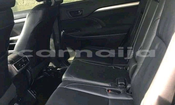Buy New Toyota Highlander Black Car in Abadan in Borno Buy New Toyota Highlander Black Car in Abadan in Borno