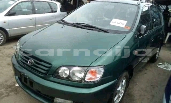 Acheter Neuf Voiture Toyota Hilux Vert à Abeokuta, État d'Ogun Acheter Neuf Voiture Toyota Hilux Vert à Abeokuta, État d'Ogun