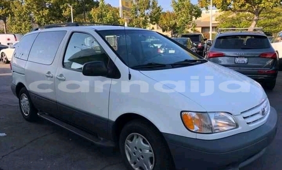 Buy New Toyota Sienna White Car in Calabar in Cross River State Buy New Toyota Sienna White Car in Calabar in Cross River State