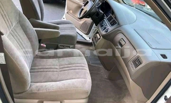 Buy New Toyota Sienna White Car in Ede in Osun State Buy New Toyota Sienna White Car in Ede in Osun State