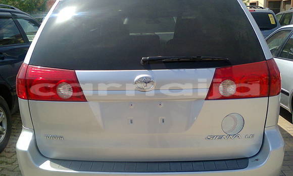 Acheter Occasion Voiture Toyota Sienna Gris à Lagos, État de Lagos Acheter Occasion Voiture Toyota Sienna Gris à Lagos, État de Lagos
