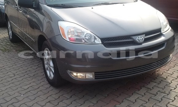 Acheter Occasion Voiture Toyota Sienna Noir à Lagos, État de Lagos
