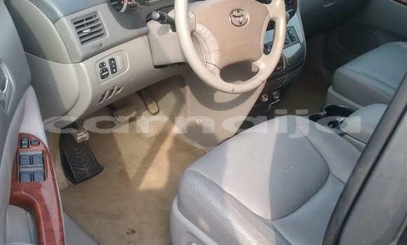 Acheter Occasion Voiture Toyota Sienna Noir à Lagos, État de Lagos Acheter Occasion Voiture Toyota Sienna Noir à Lagos, État de Lagos