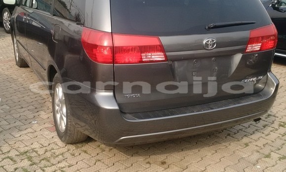 Acheter Occasion Voiture Toyota Sienna Noir à Lagos, État de Lagos Acheter Occasion Voiture Toyota Sienna Noir à Lagos, État de Lagos