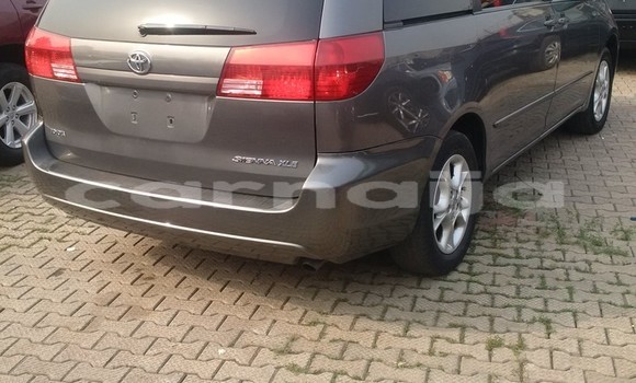 Acheter Occasion Voiture Toyota Sienna Noir à Lagos, État de Lagos Acheter Occasion Voiture Toyota Sienna Noir à Lagos, État de Lagos
