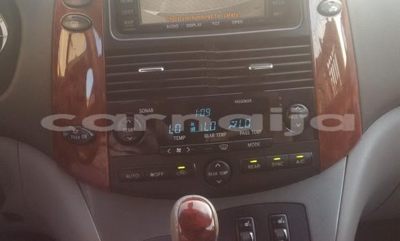 Buy Used Toyota Sienna Silver Car in Lagos in Lagos State Buy Used Toyota Sienna Silver Car in Lagos in Lagos State