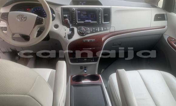 Acheter Occasion Voiture Toyota Sienna Blanc à Lagos, État de Lagos Acheter Occasion Voiture Toyota Sienna Blanc à Lagos, État de Lagos