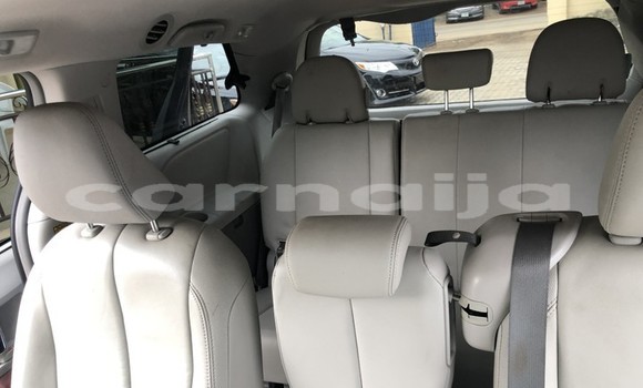 Acheter Occasion Voiture Toyota Sienna Beige à Lagos, État de Lagos Acheter Occasion Voiture Toyota Sienna Beige à Lagos, État de Lagos