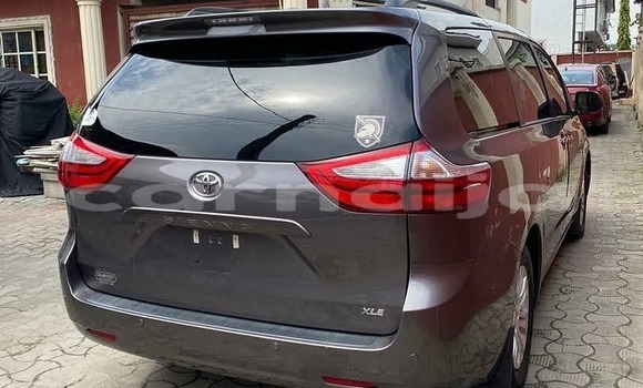 Buy Used Toyota Sienna Black Car in Lagos in Lagos State Buy Used Toyota Sienna Black Car in Lagos in Lagos State