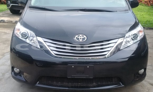 Acheter Occasion Voiture Toyota Sienna Noir à Lagos, État de Lagos Acheter Occasion Voiture Toyota Sienna Noir à Lagos, État de Lagos