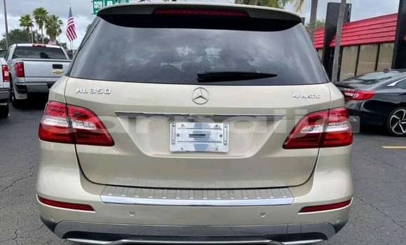 Buy New Mercedes-Benz ML–Class Silver Car in Lagos in Lagos State Buy New Mercedes-Benz ML–Class Silver Car in Lagos in Lagos State
