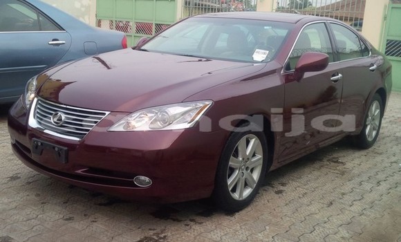 Buy Used Lexus ES Red Car in Lokoja in Kogi State Buy Used Lexus ES Red Car in Lokoja in Kogi State