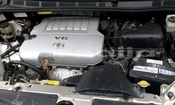 Buy Used Toyota Sienna Brown Car in Ikorodu in Lagos State Buy Used Toyota Sienna Brown Car in Ikorodu in Lagos State