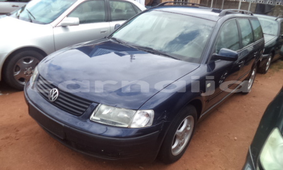Buy Used Volkswagen Passat Blue Car in Calabar in Cross River State Buy Used Volkswagen Passat Blue Car in Calabar in Cross River State