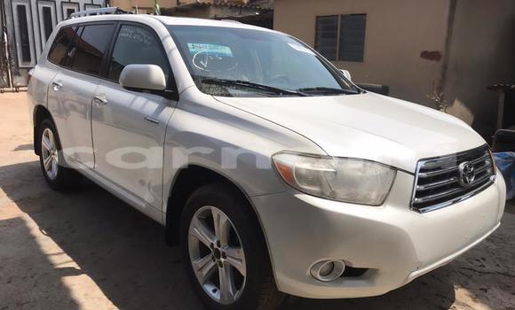 Buy Used Toyota Highlander White Car in Lagos in Lagos State