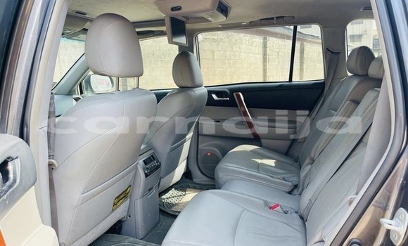 Acheter Occasion Voiture Toyota Highlander Gris à Lagos, État de Lagos Acheter Occasion Voiture Toyota Highlander Gris à Lagos, État de Lagos