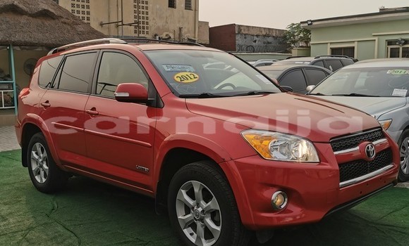 Acheter Occasion Voiture Toyota RAV4 Rouge à Lagos, État de Lagos Acheter Occasion Voiture Toyota RAV4 Rouge à Lagos, État de Lagos
