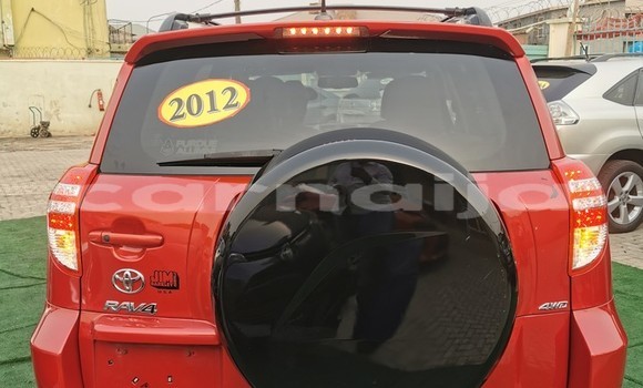 Acheter Occasion Voiture Toyota RAV4 Rouge à Lagos, État de Lagos Acheter Occasion Voiture Toyota RAV4 Rouge à Lagos, État de Lagos