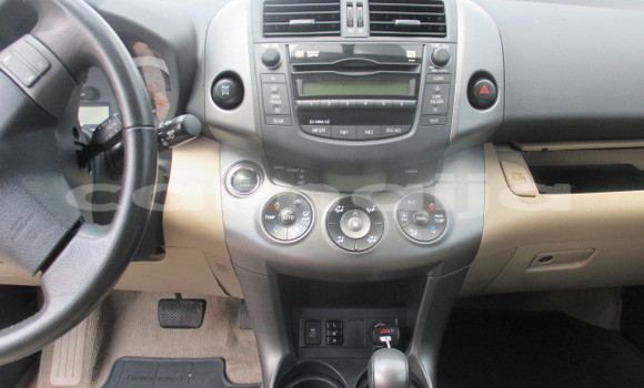 Buy Used Toyota RAV4 Beige Car in Lagos in Lagos State Buy Used Toyota RAV4 Beige Car in Lagos in Lagos State