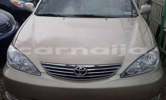 Acheter Occasion Voiture Toyota Camry Beige à Asaba, État du Delta