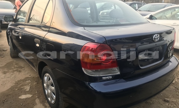 Acheter Occasion Voiture Toyota Echo Bleu à Lagos, État de Lagos Acheter Occasion Voiture Toyota Echo Bleu à Lagos, État de Lagos