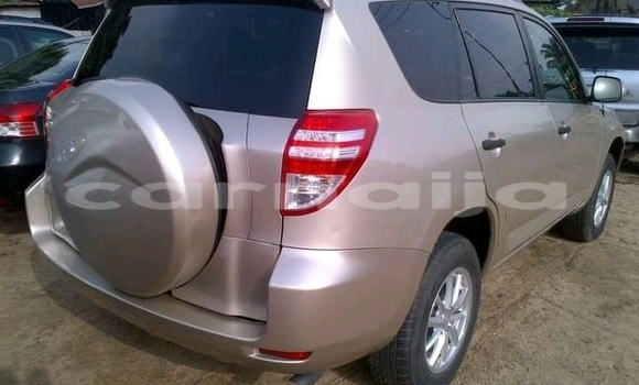 Acheter Neuf Voiture Toyota RAV4 Marron à Akure, État d'Ondo Acheter Neuf Voiture Toyota RAV4 Marron à Akure, État d'Ondo
