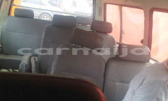 Acheter Import Voiture Toyota Hiace Gris à Abakaliki, État d'Ebonyi Acheter Import Voiture Toyota Hiace Gris à Abakaliki, État d'Ebonyi